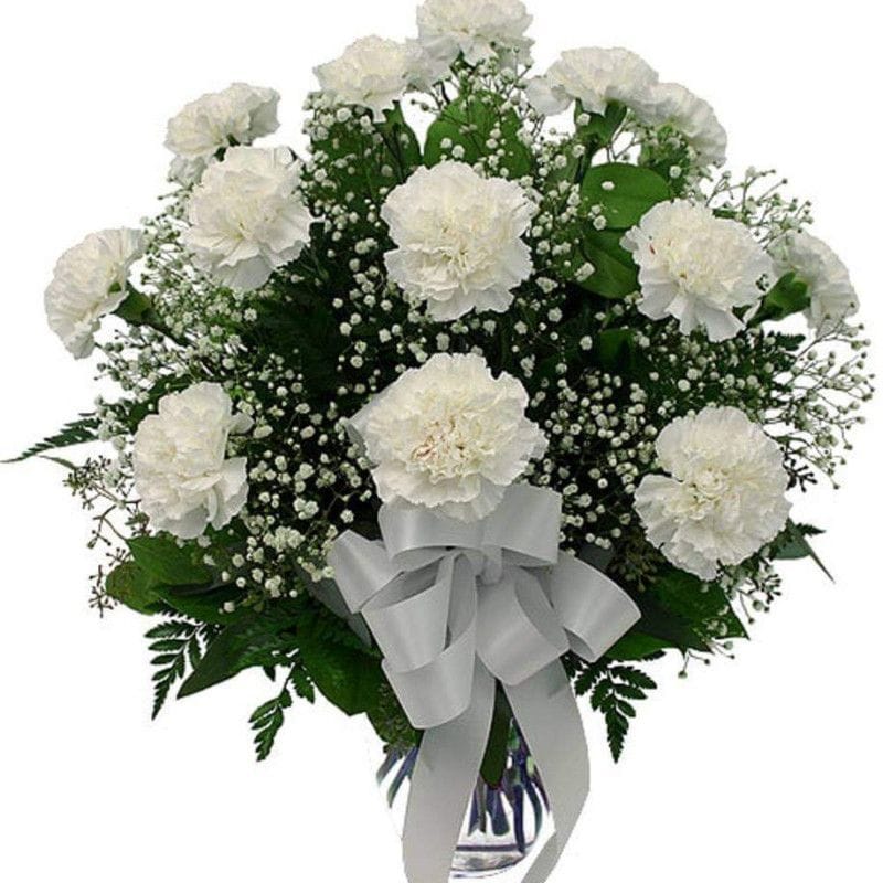 Luz – Ramo de 18/24/30 claveles blancos con paniculata y verdes frescos